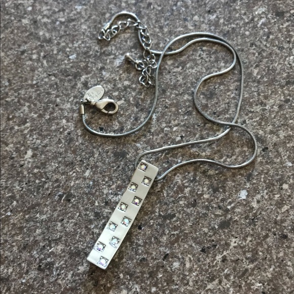 Lia Sophia Jewelry - 💋FREE w/Purchase💋LIA SOPHIA Silver Tone Crystal Pendant Necklace